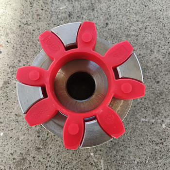 45鋼星型彈性聯(lián)軸器爪式彈性聯(lián)軸器大扭矩傳動(dòng)配件非標(biāo)定制