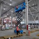 北京門頭溝4米剪叉升降車出租-14米履帶升降機出租-本地，真實，有效