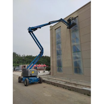 北京大興小型電動升降機出租-履帶式升降機出租-免費測量