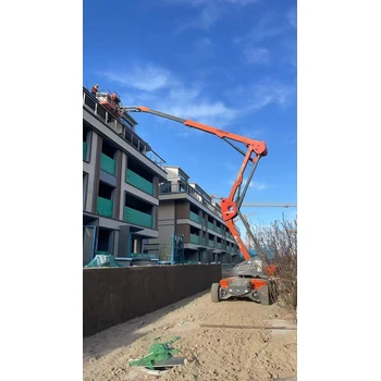 北京旭日揚帆周邊電動剪叉升降機出租-12米履帶升降機出租-服務(wù)