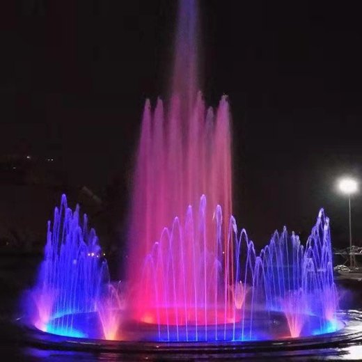 宜春高安景區(qū)吶喊漂浮噴泉_宜春高安公園廣場(chǎng)水景裝飾_宜春高安景觀噴泉設(shè)備