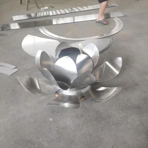 北京廣場搖擺噴泉_北京大型水幕電影_北京假山噴泉工程報(bào)價(jià)