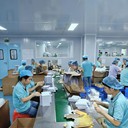 香港務(wù)工化妝品廠食品廠包吃包住購(gòu)買保險(xiǎn)合法工簽帶薪年假