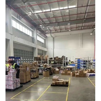 公共交通物流運輸業合法工簽工資月結帶薪年假上六休一
