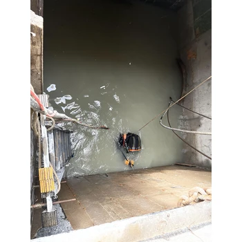 德安打撈隊撈手機打撈隊半小時到場