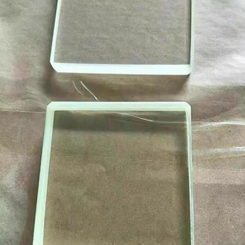 防輻射鉛玻璃：如何選擇適合你的產(chǎn)品？