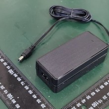 65W電源適配器桌面式圖片