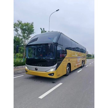 2024年上牌國六有公告司機臥鋪定速巡航56坐宇通C13型6137營運車