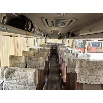 2017年4月上牌國五一層半54座有暖氣中門宇通6118旅游車