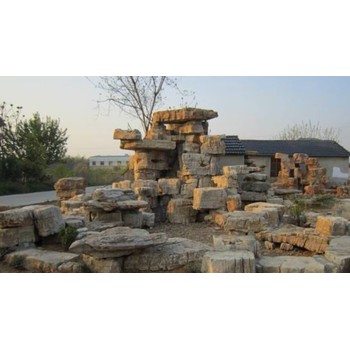 內(nèi)蒙古鄂爾多斯塑石假山施工公園假山駁岸施工