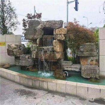 內蒙古烏蘭察布水泥假山公司學校假山現場施工