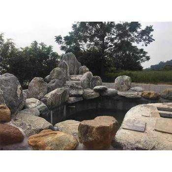 內蒙古海拉爾千層石假山制作公司假山大門制作
