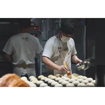 急聘眉山到香港工廠做普工庫管包吃住合法打工