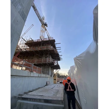 高薪誠招浙江杭州去澳洲建筑工地做木工瓦工