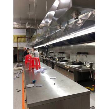 惠州利滿順利酒店學(xué)校工廠食堂商用油煙機(jī)清洗大型油煙管道油污