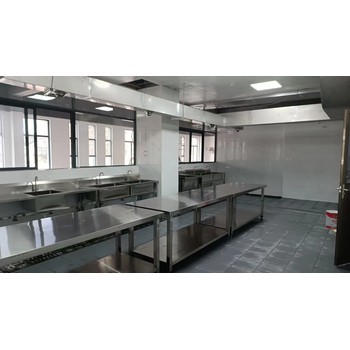 佛山利滿(mǎn)順利酒店學(xué)校工廠食堂商用油煙機(jī)清洗油煙管道油煙罩煙道