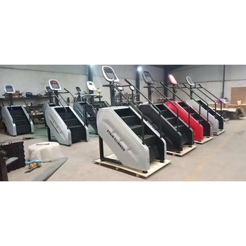 山東省健身器材源頭工廠有氧器械爬樓機(jī)
