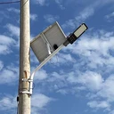 廠家太陽能路燈維修安裝100W抱箍太陽能路燈