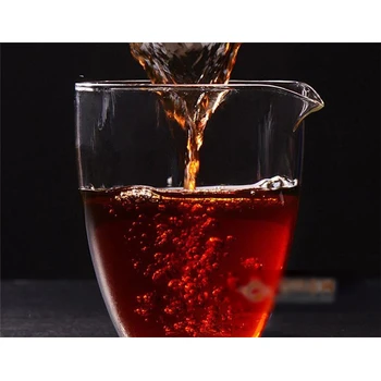 山塘岐六堡茶批發(fā)：核心產(chǎn)區(qū)源頭直供，品質(zhì)與價(jià)格的平衡