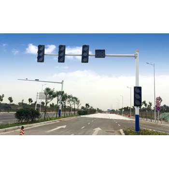 八棱桿監(jiān)控桿戶(hù)外路燈