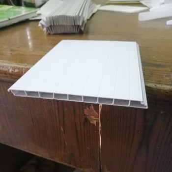 塑膠型材