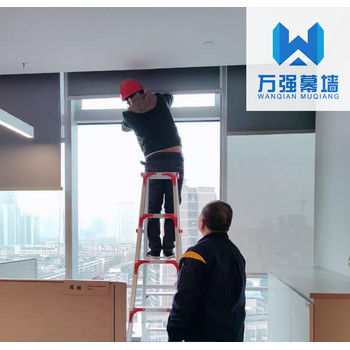四川萬強(qiáng)：成都高空幕墻玻璃的維護(hù)者