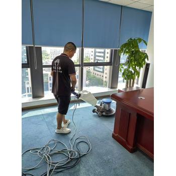 深圳鹽田區(qū)地毯清洗,影院臺球廳洗地毯服務,鹽田辦公室保潔
