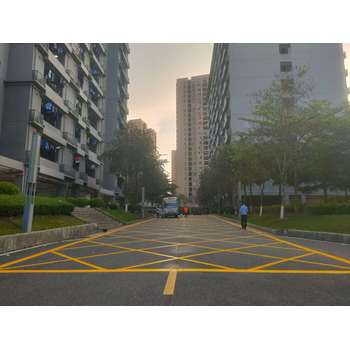 貴港平南消防車道地面劃線
