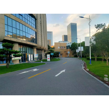 南寧興寧市政路熱熔地標(biāo)線