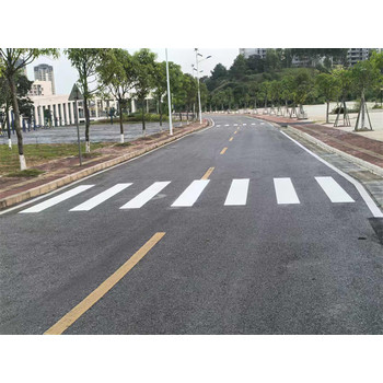 百色那坡園區(qū)道路熱熔地標(biāo)線