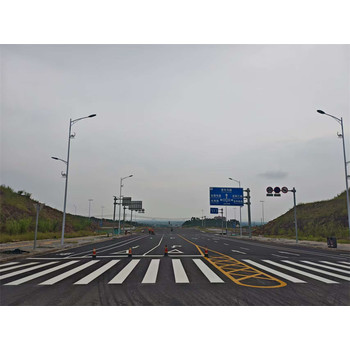 玉林北流園區(qū)道路熱熔地面劃線
