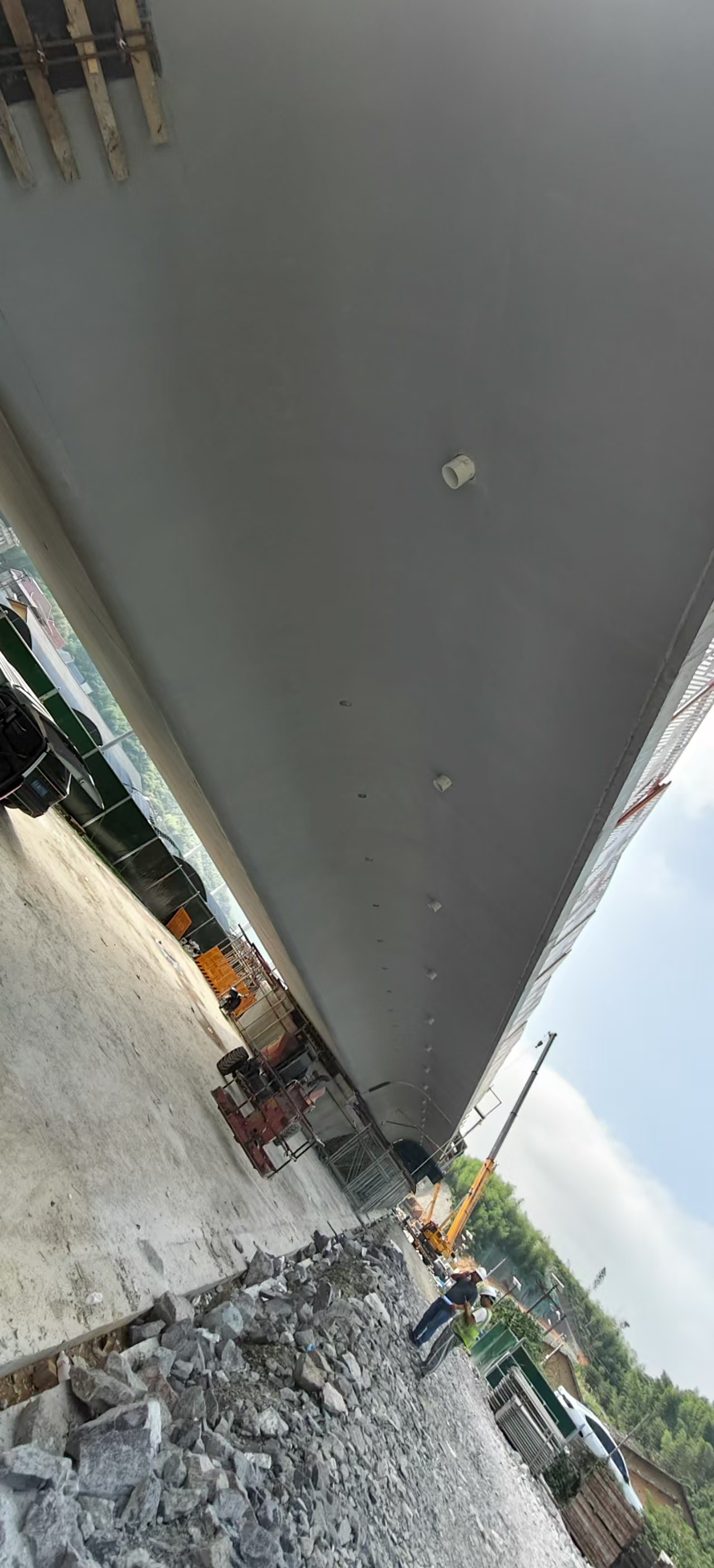 混凝土缺陷修補(bǔ)后色差混凝土保護(hù)劑施工工藝