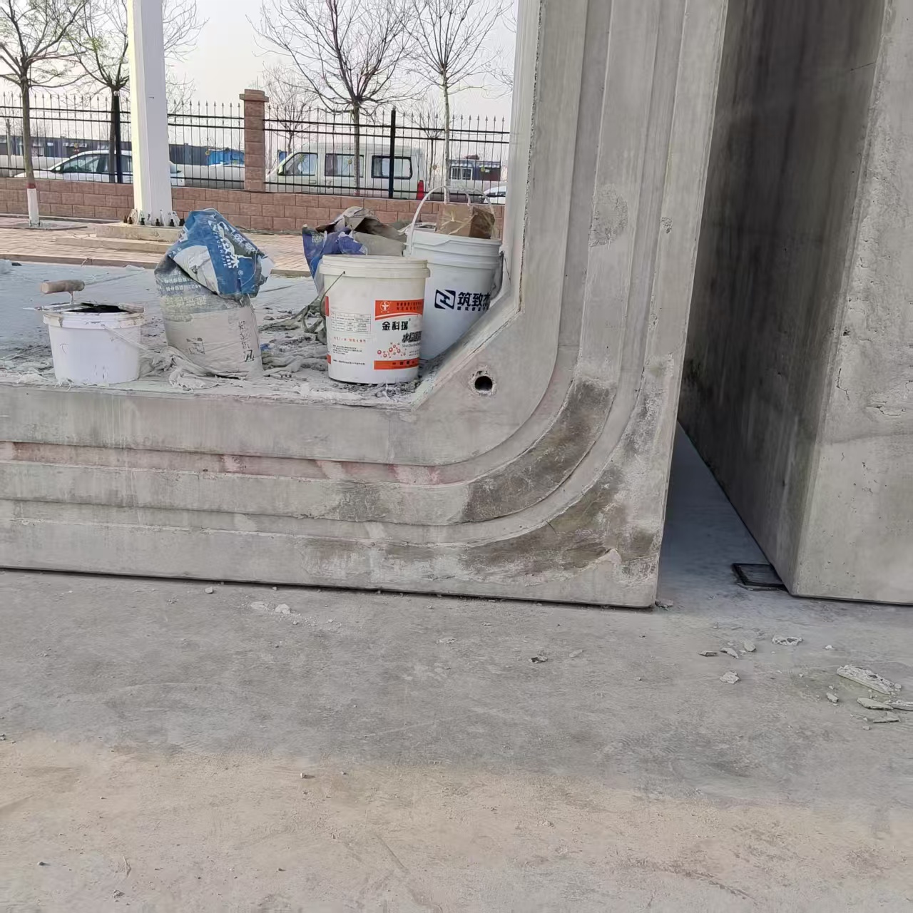 混凝土表面色差大怎么修復(fù)混凝土外觀色差處理材料