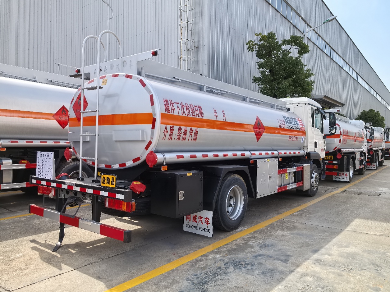 揭陽東風(fēng)錦程鋁合金加油車價格
