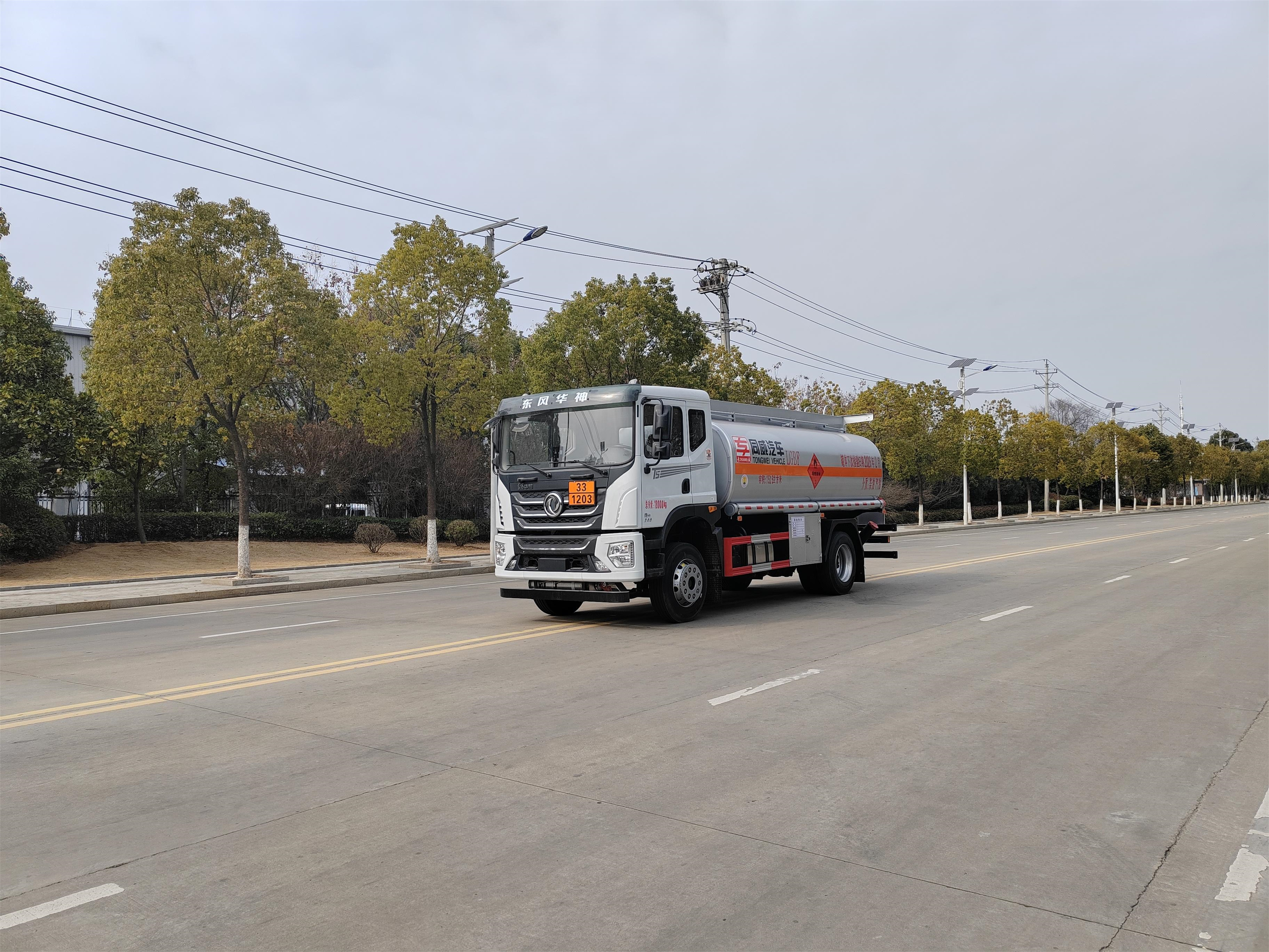 阿拉善盟二手便宜的油罐車-出售-送車上門