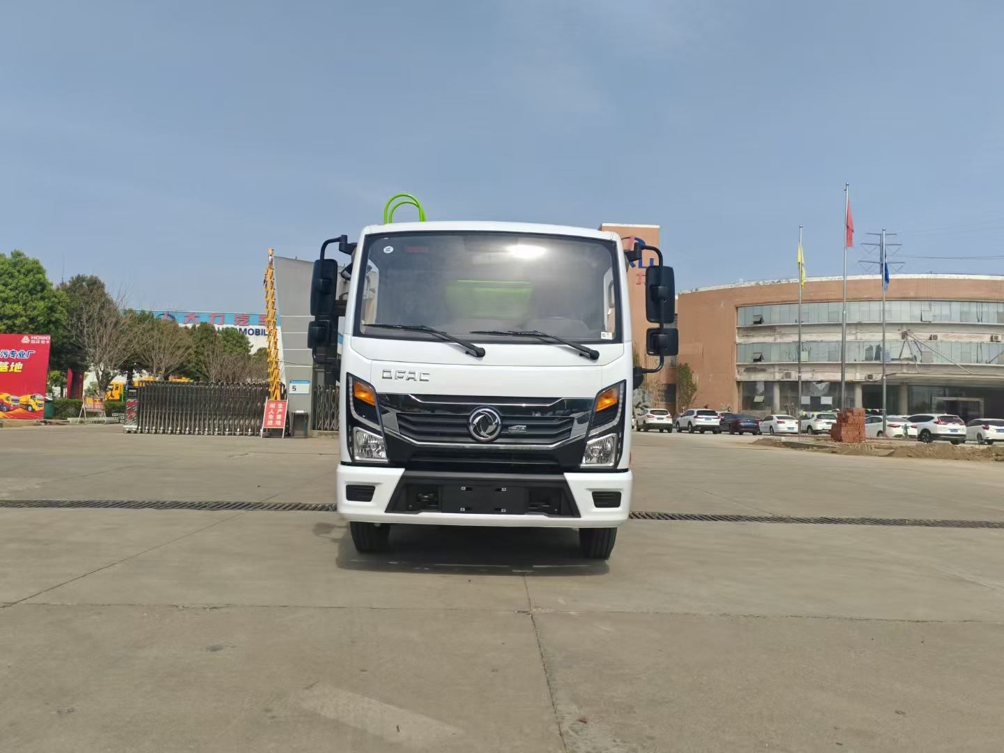 徐州解放7方后裝式垃圾車經銷商電話