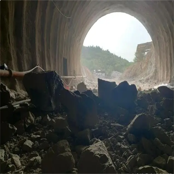 青海氣體致裂露天礦山