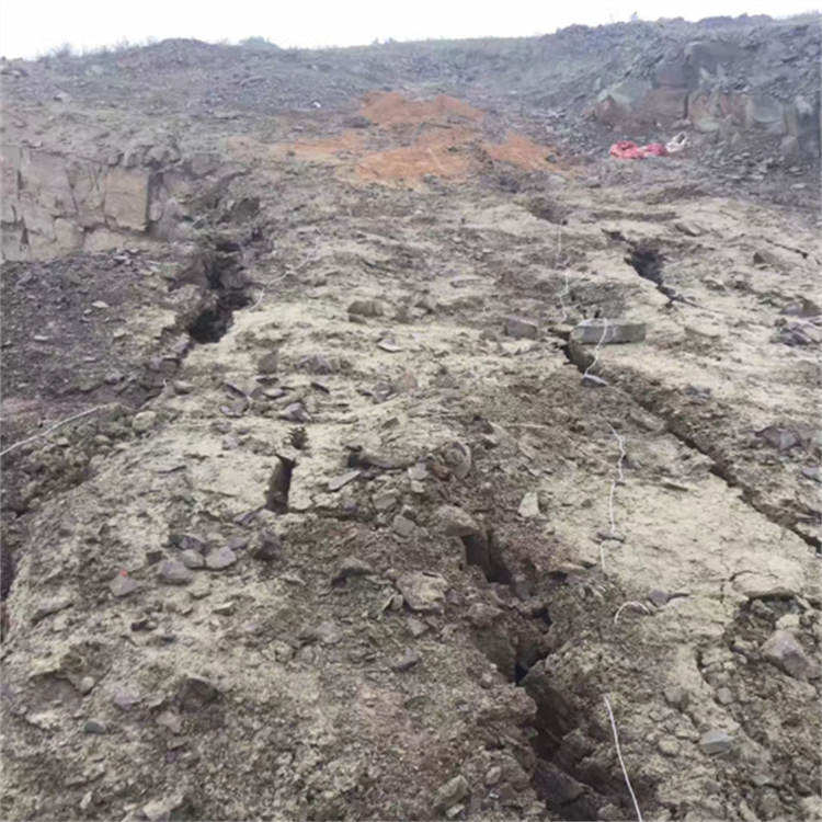 江蘇淮安巖石修路氣體爆破一次性致裂管