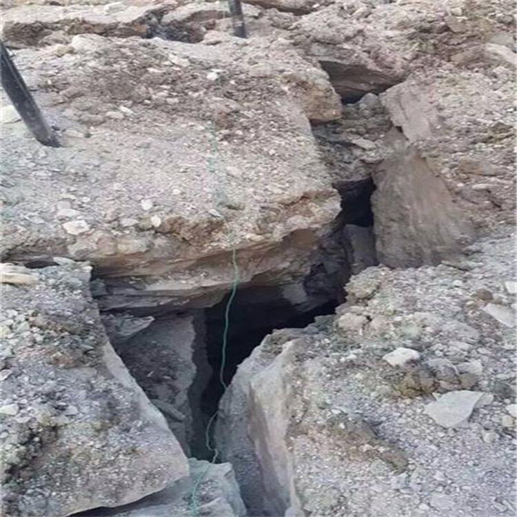 湖北鄂州露天礦山開采氣體爆破設備廠家