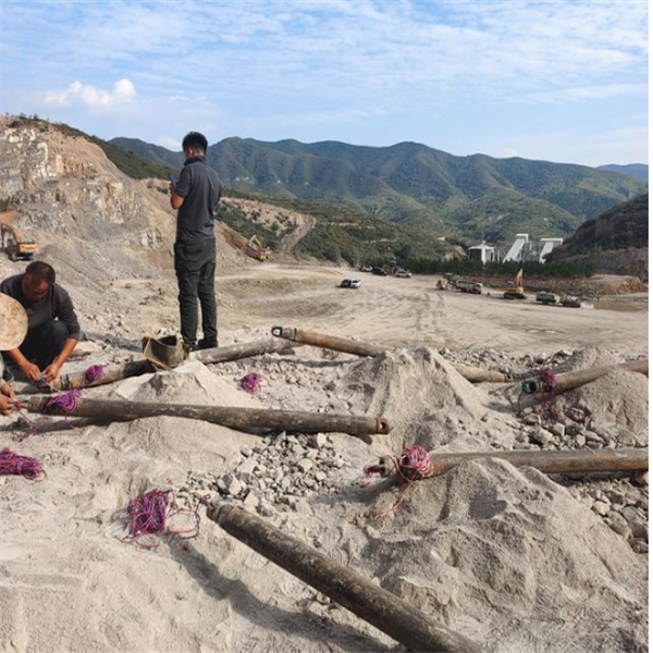 黑龍江雙鴨山巖石修路化碳一次性爆破管