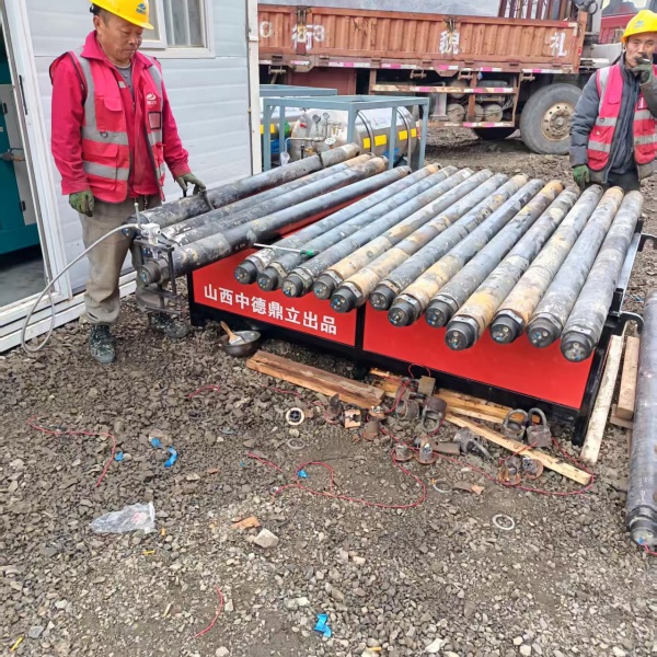 黑龍江鶴崗露天采礦氣體爆破一次性壓裂管