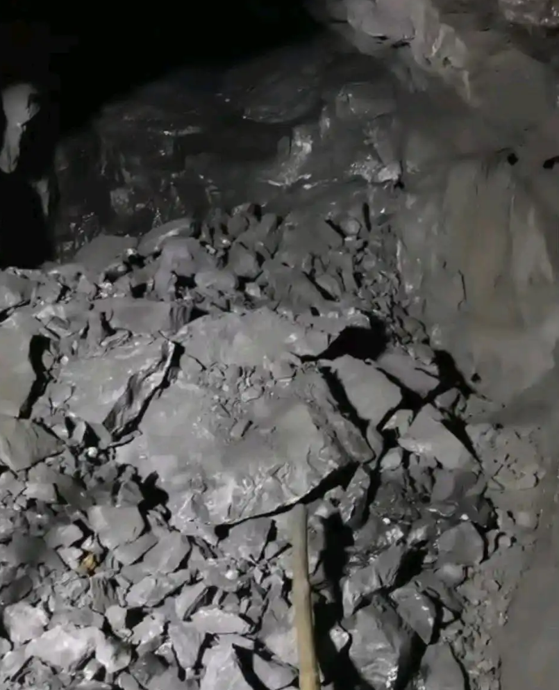 臺州采石場開采二氧化碳空氣爆破設(shè)備多少錢一套