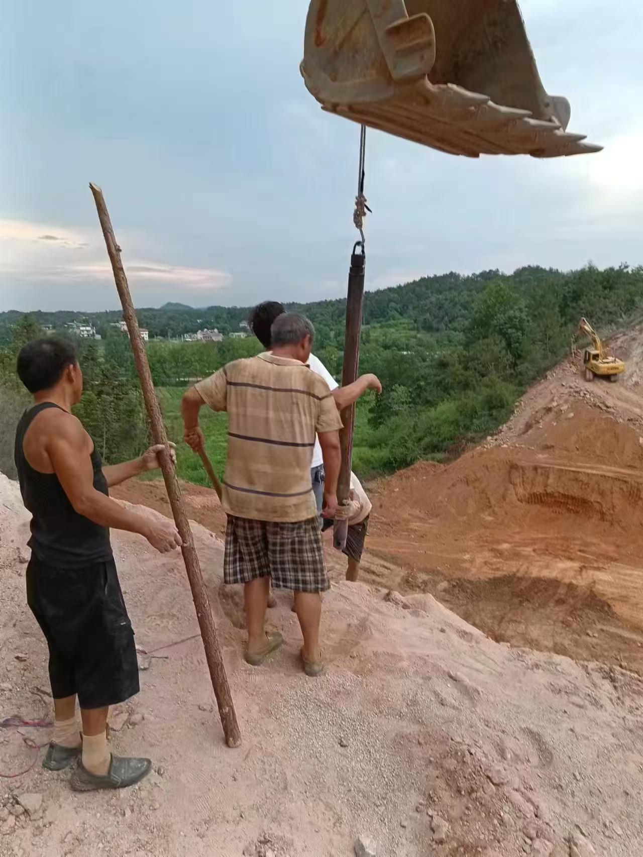 德宏代替炸藥爆破氣體爆破設(shè)備生產(chǎn)研發(fā)基地