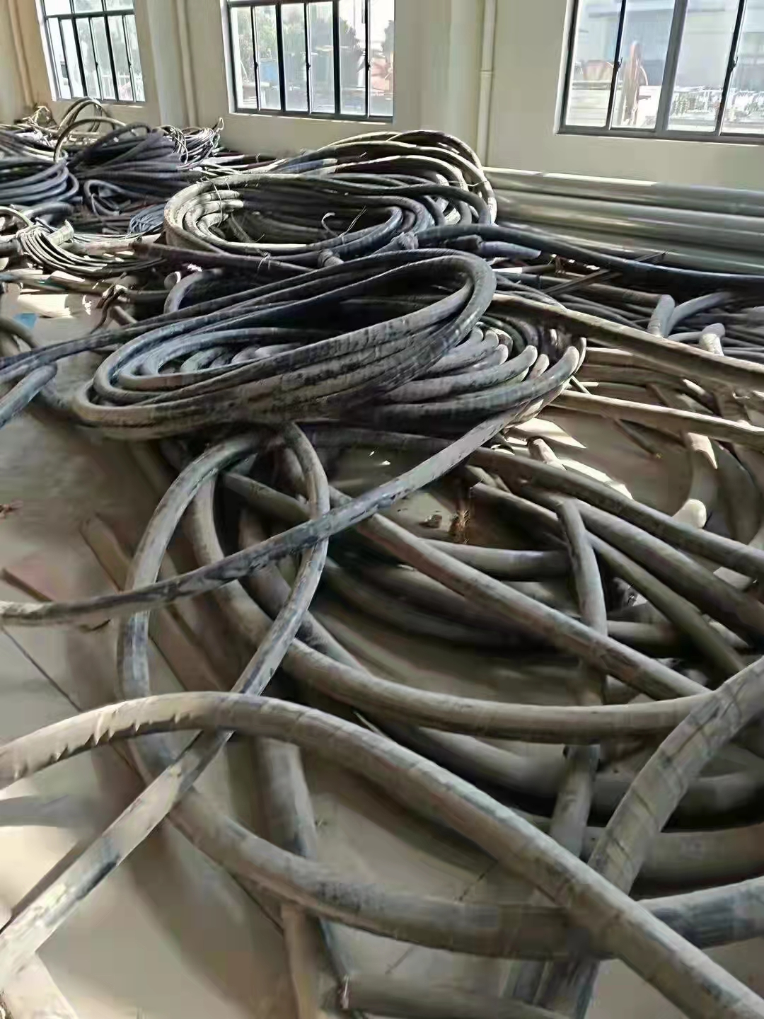 重慶忠縣整盤控制電纜回收公司-整卷電纜回收中介高傭