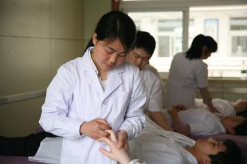 河南信陽平橋區(qū)海外工作哪個國家掙得多