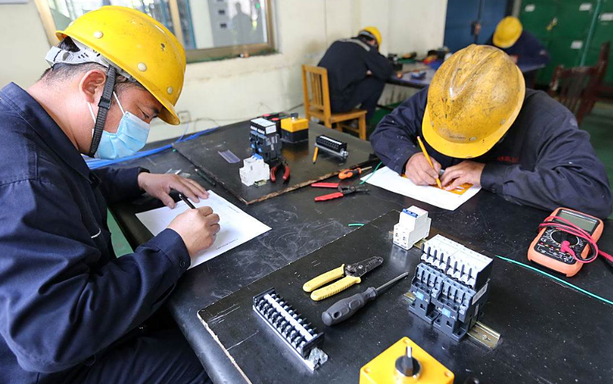 河南濮陽臺前出國打工高薪工作