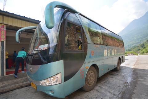 成都到庫車大巴臥鋪大巴