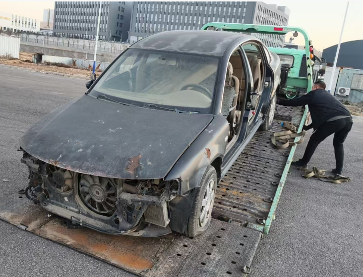 山西忻州靜樂報(bào)廢車回收圖片素材