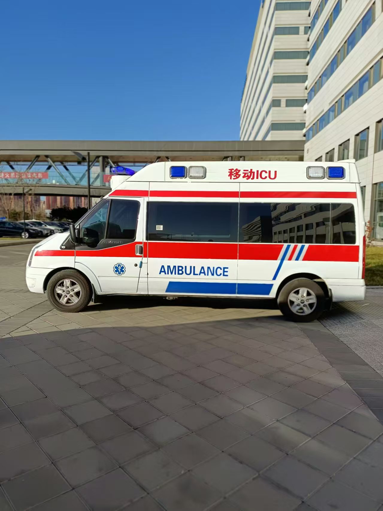 120急救車點(diǎn)擊;跨省救護(hù)車出租跨省120出租租賃病人出院轉(zhuǎn)運(yùn)車接送昌都