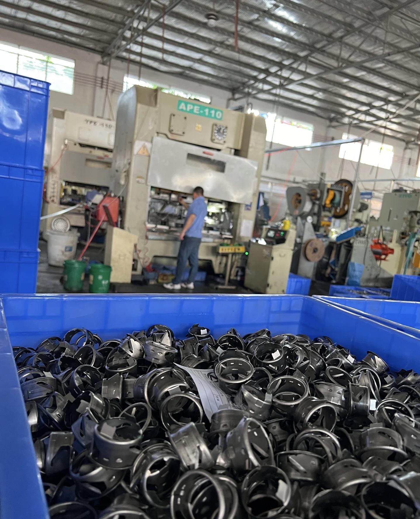 河南南陽桐柏出國打工能掙多少錢